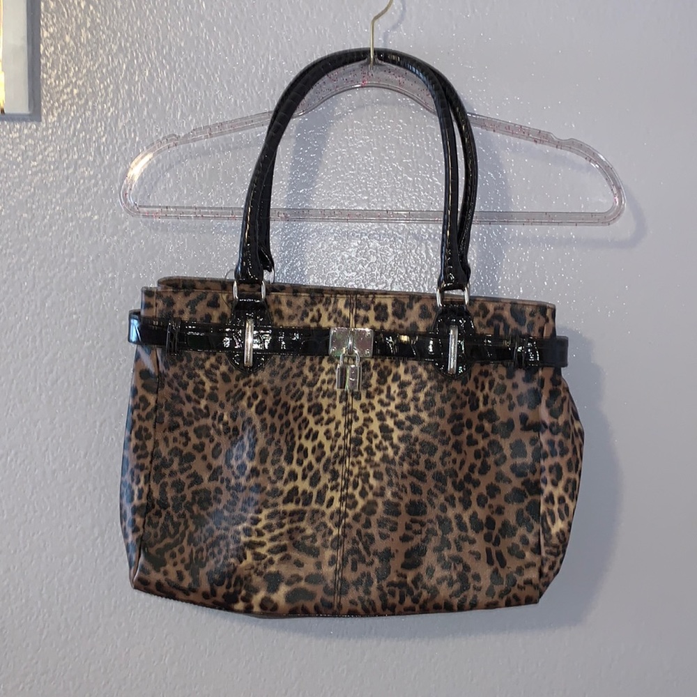 Maurices cheetah print faux leather handbag